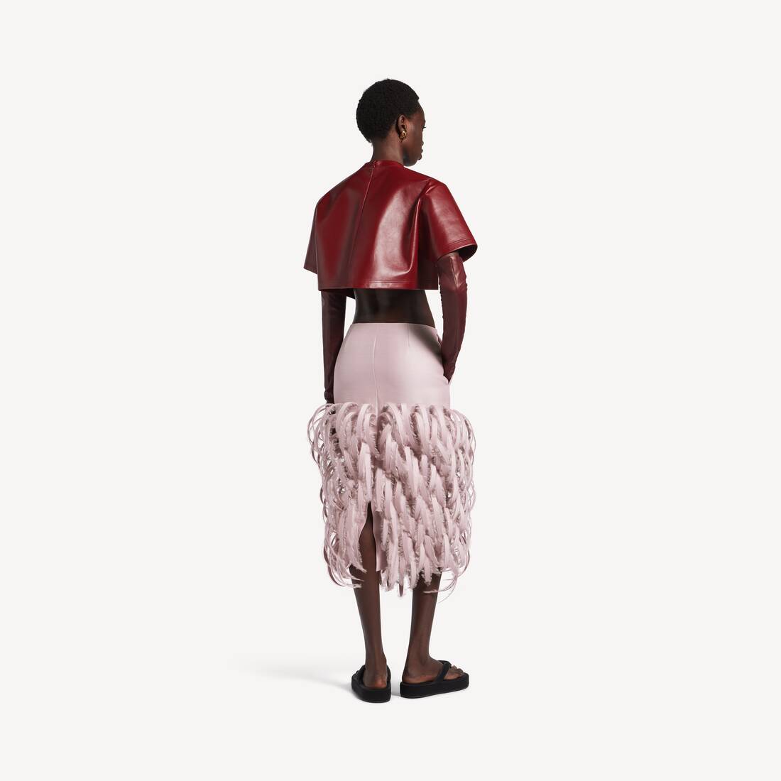 Women's Fluffy Feathers Pencil Skirt in Dusty Pink | Balenciaga Netherlands EN - Image 4