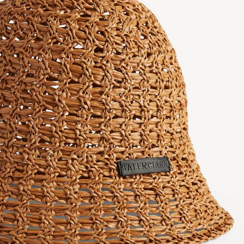 sombrero de pescador de rafia