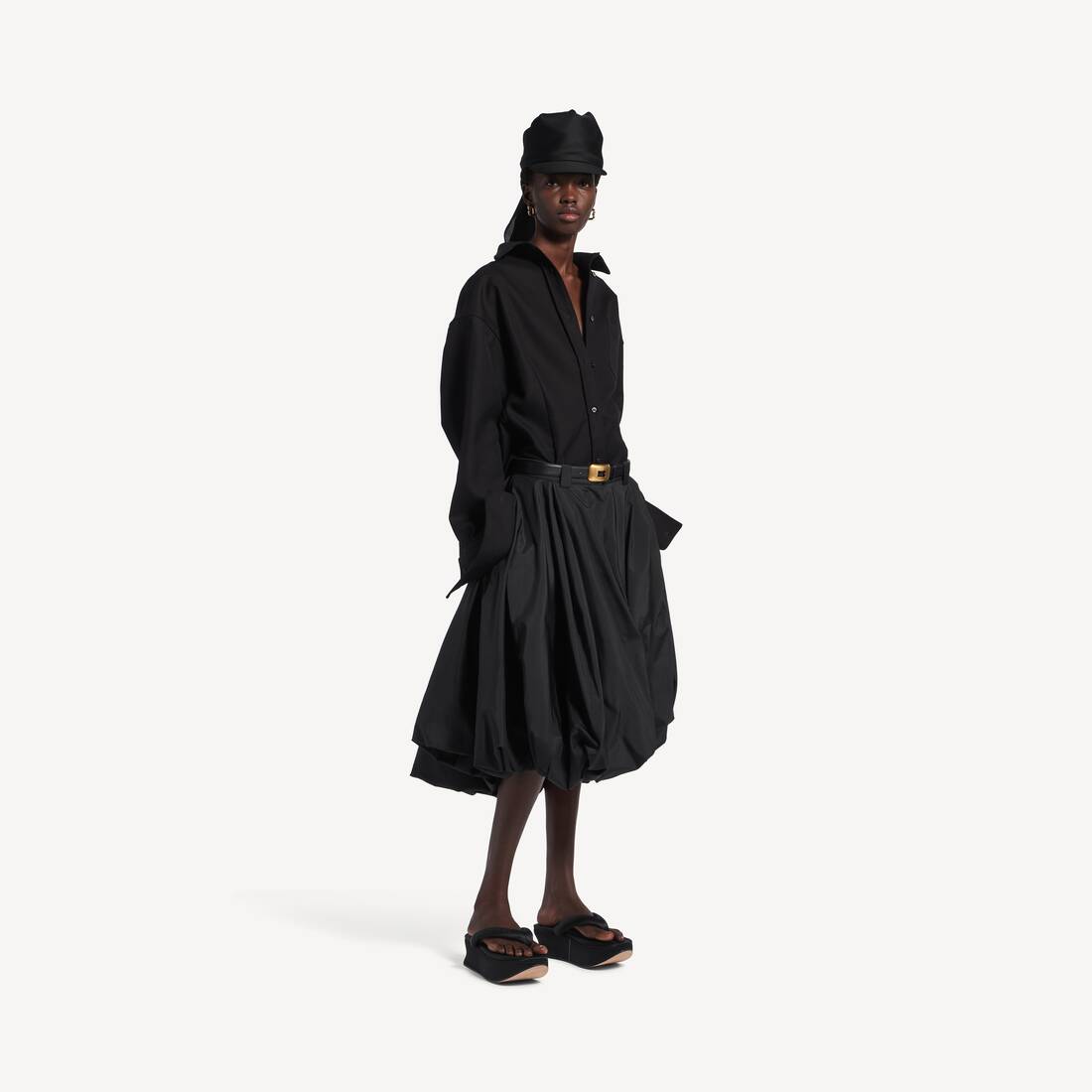 Women's Gaeta Thong in Black | Balenciaga United Kingdom EN - Image 6