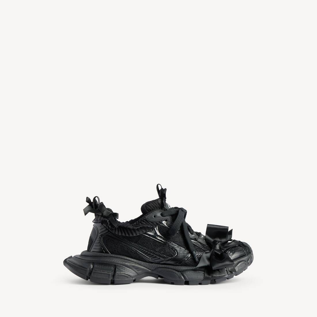 3xl lace sneaker — 832994WXLMC1000