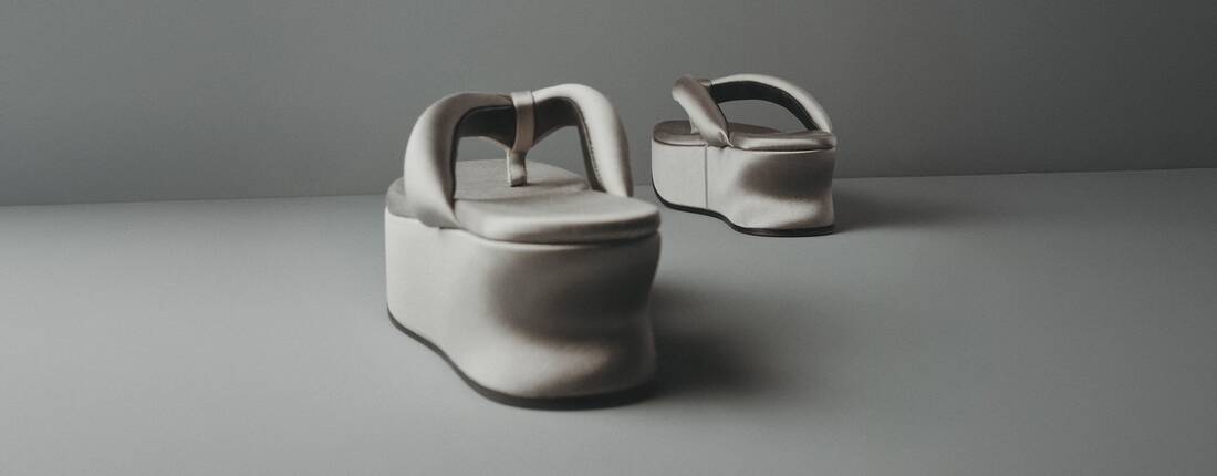 Sand&aacute;lias & Mules - Ela | Balenciaga Brasil PT