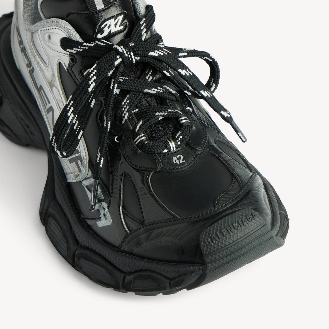 Men's 3xl Metallic Split Sneaker in Black/silver | Balenciaga Finland EN - Image 2
