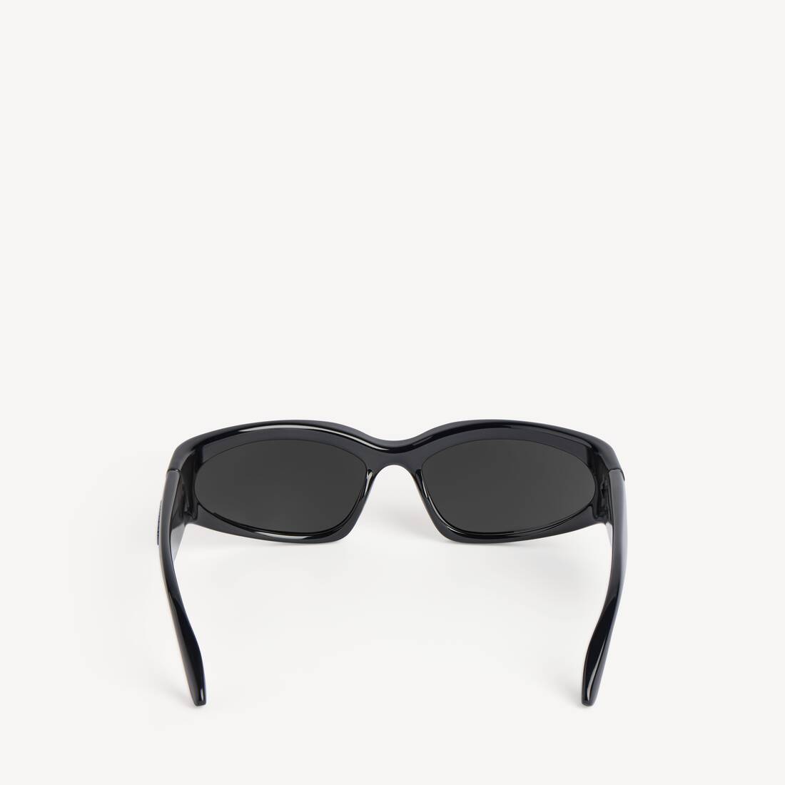 Swift Oval Sunglasses in Black | Balenciaga Netherlands EN - Image 2