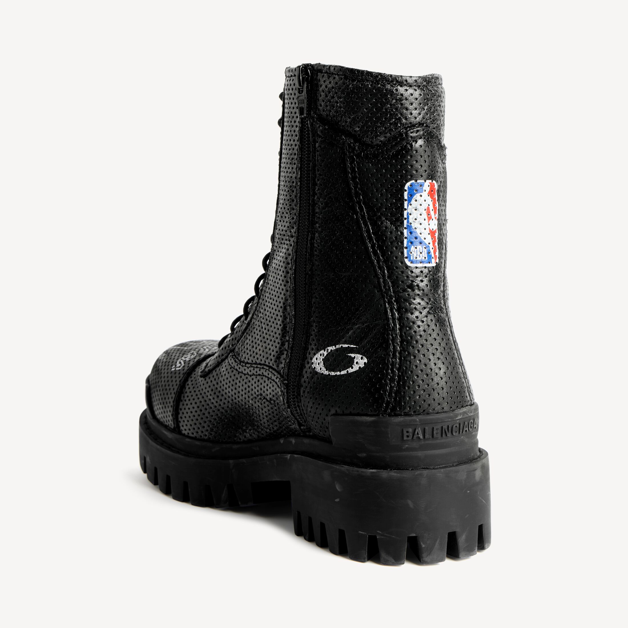 발렌시아가 남성 발렌시아가 | NBA 콜라보레이션 컴뱃 스트라이크 부츠 블랙 845015WCD4A1088