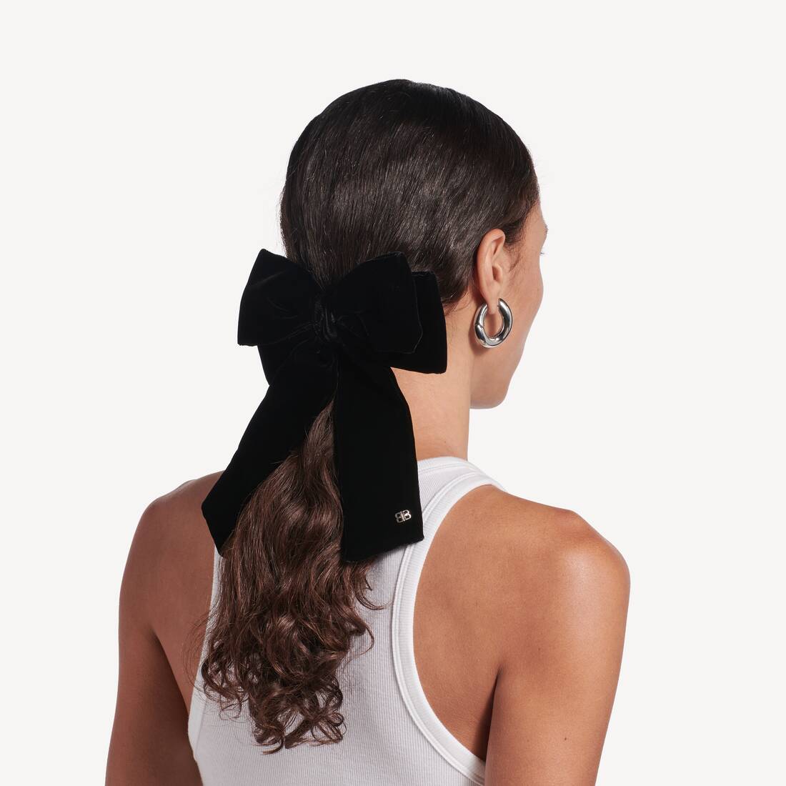 Women's Holli Xxl Hair Bow in Black | Balenciaga Zimbabwe EN - Image 4