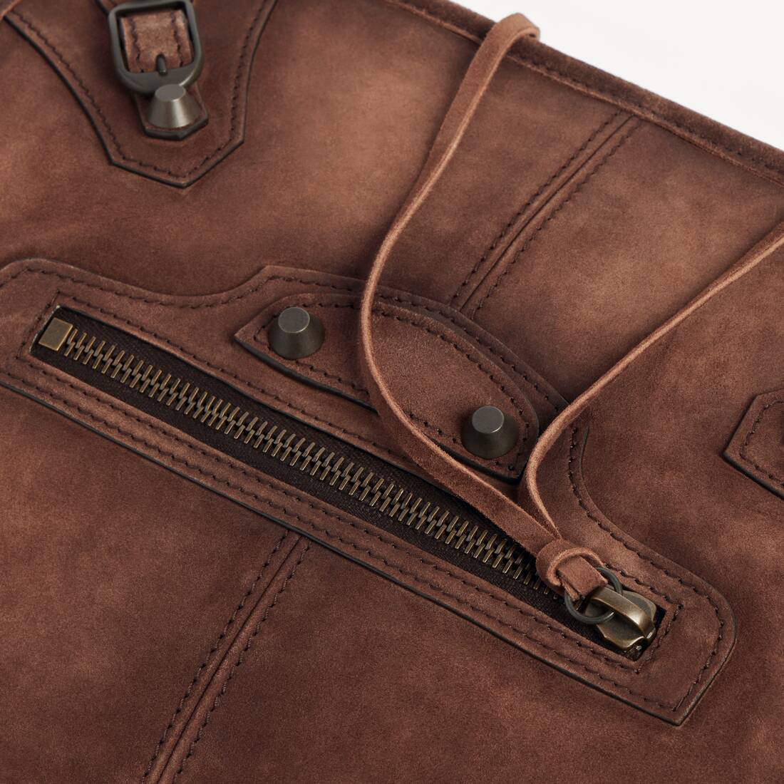 Le City Messenger-tasche Klein Mit Klappe f&uuml;r Herren in Hellespresso | Balenciaga Deutschland DE - Image 5
