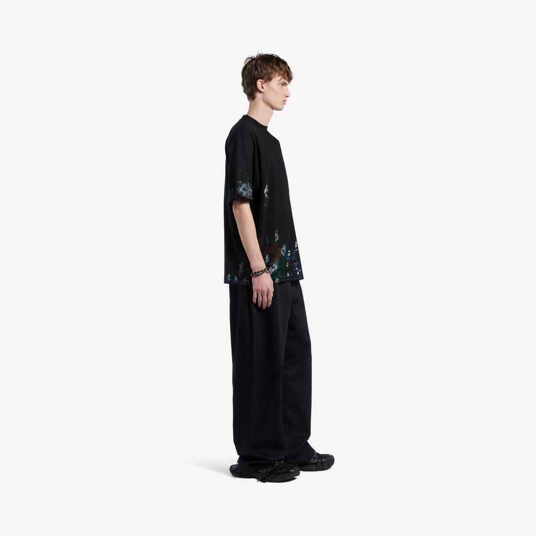Men's Painter's Shirt Medium Fit T-shirt in Black | Balenciaga United States EN - Image 4