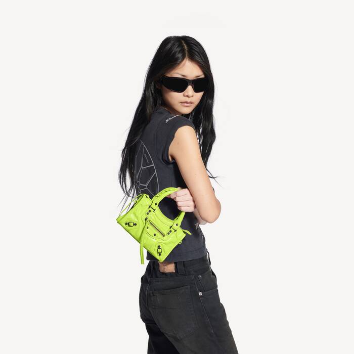 Le City Tasche Nano f&uuml;r Damen in Apfelgr&uuml;n - Damen | Balenciaga Schweiz DE - Image 2