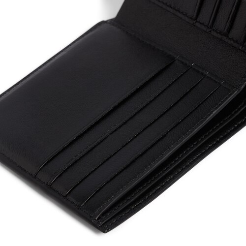 tape type square folded wallet