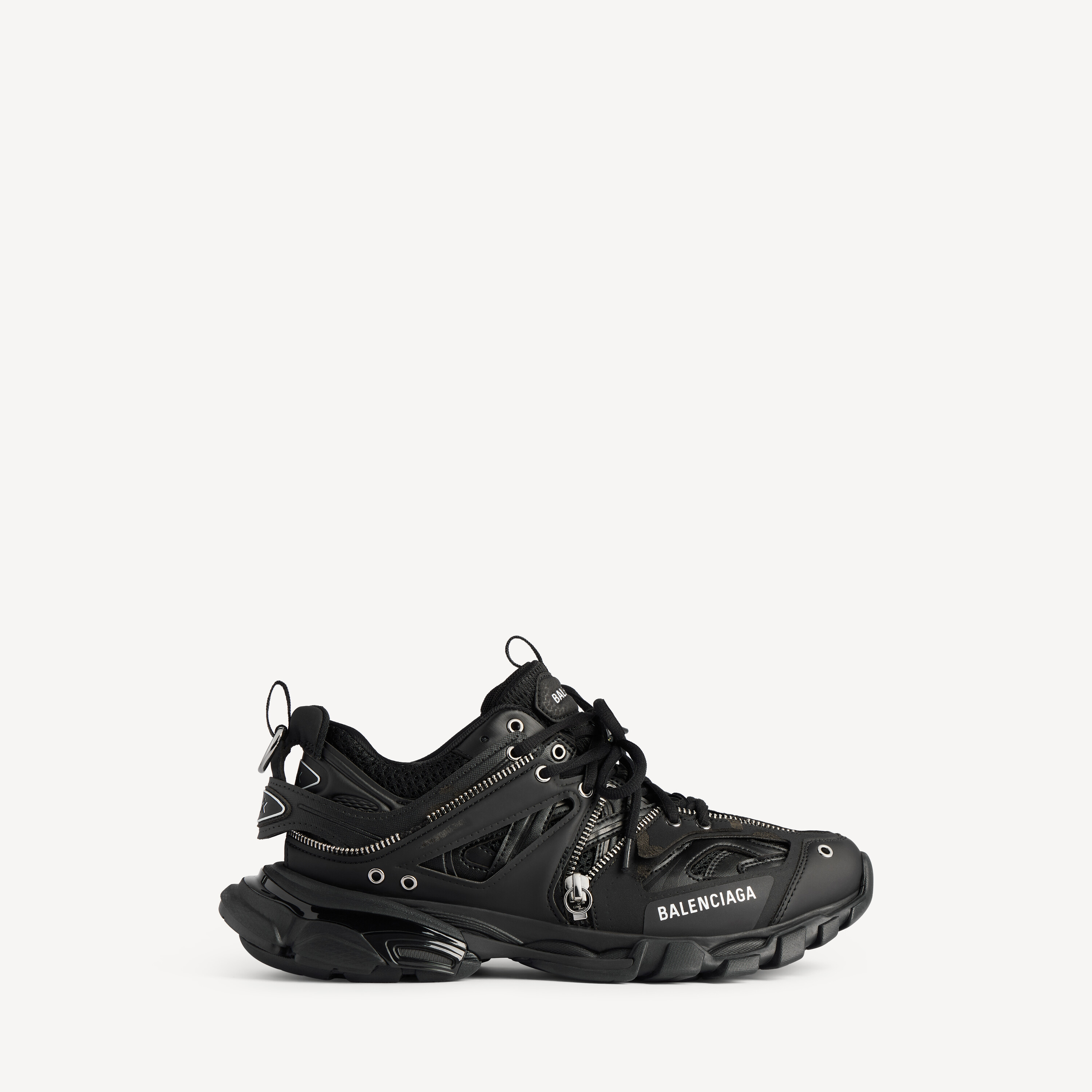 Track zip sneaker