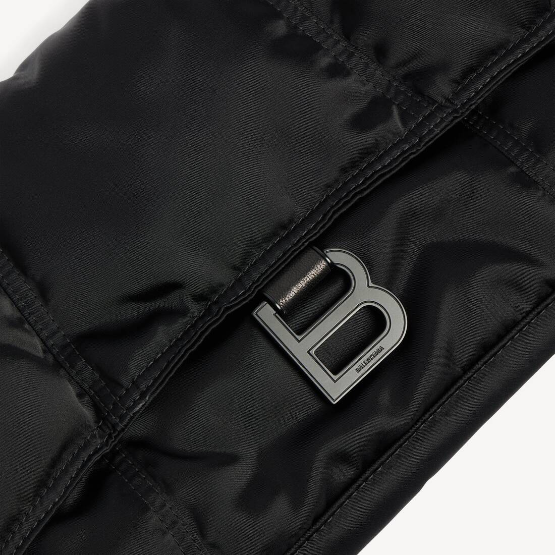 Sac Board Hourglass Moyen pour Homme en Noir | Balenciaga France FR - Image 6