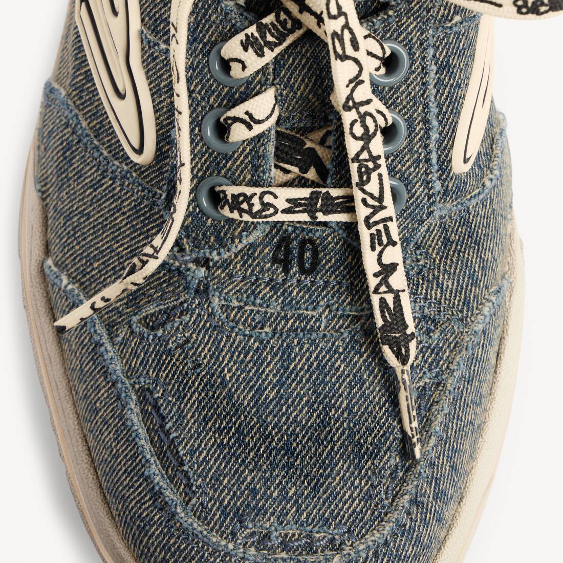 Women's Hamptons Denim Mule in Blue/off White | Balenciaga Italy EN - Image 4