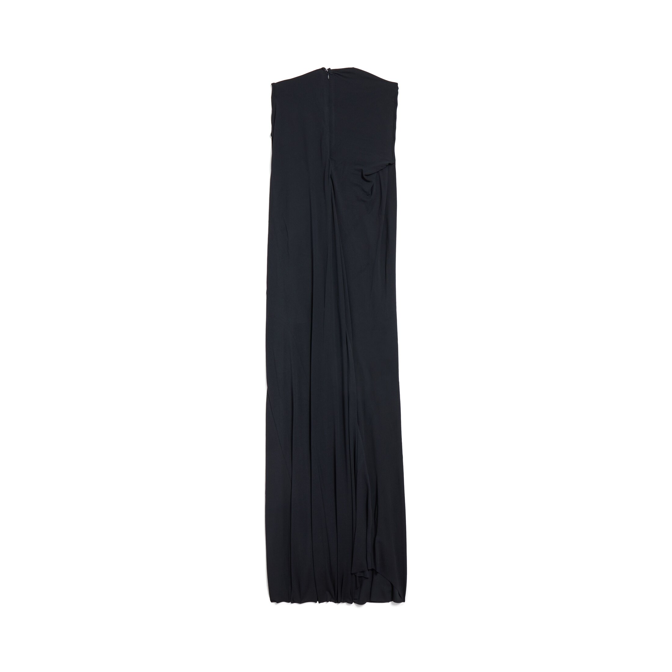sleeveless dress