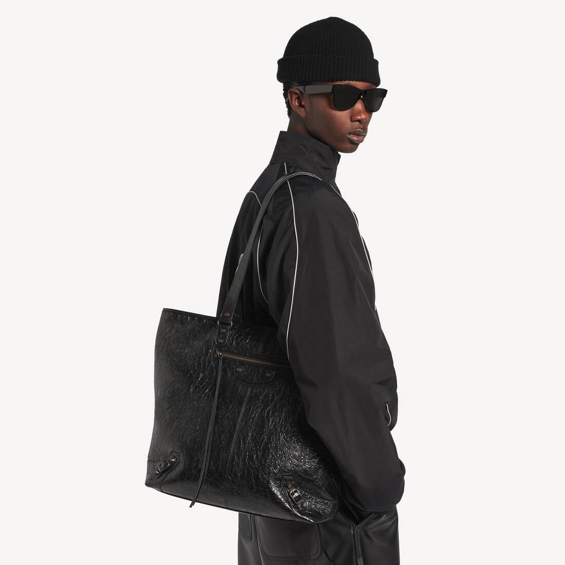 Men's Le City Cabas Bag in Black | Balenciaga Australia EN - Image 6