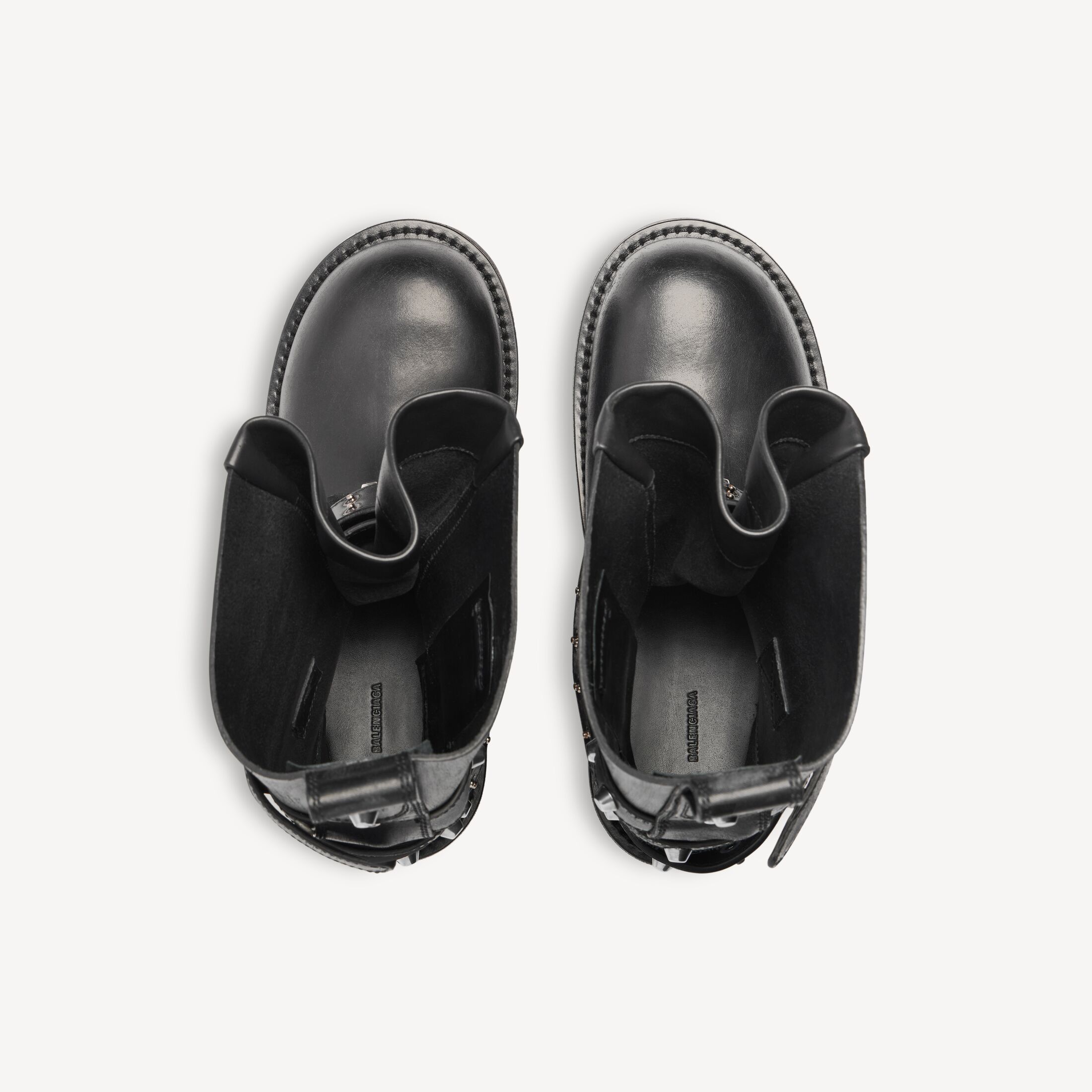 발렌시아가 남성 베놈 시티 부티 블랙 845104WBEQ41081