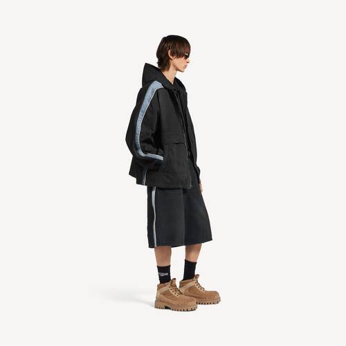 piping detail jacket