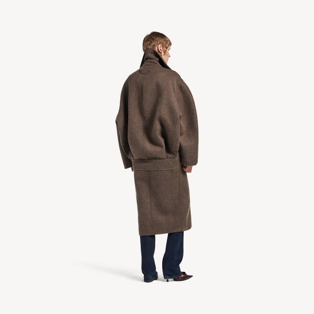 ダークブラウン の ウィメンズ ロング Cocoon コート  | Balenciaga 日本 JA - Image 4