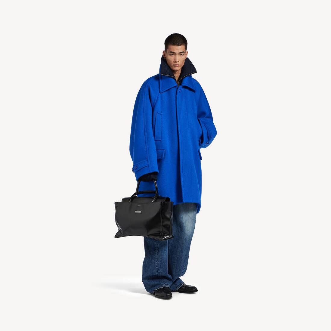 Men's Hourglass Avenue Top Handle Bag Large in Black | Balenciaga United Kingdom EN - Image 7