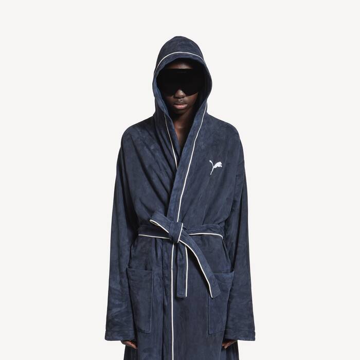 Balenciaga I Puma Bathrobe in Washed Navy | Balenciaga Netherlands EN - Image 3