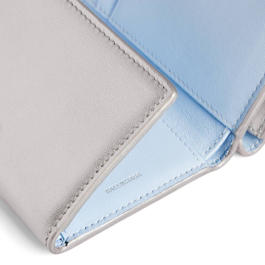 product.wcag.image.alt