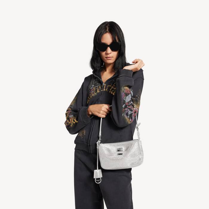 Rodeo Umh&auml;nget&auml;schchen Mit Strasssteinen f&uuml;r Damen in Rauchgrau - Damen | Balenciaga Deutschland DE - Image 2