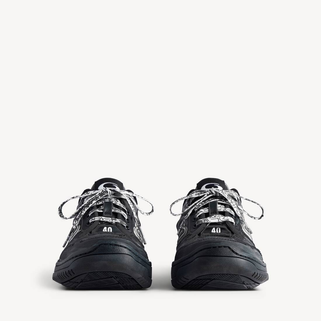 Women's Hamptons Worn-out Trainers in Black | Balenciaga United Kingdom EN - Image 3