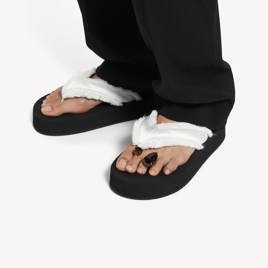 Women's Jet Lag Thong in Off White | Balenciaga Canada EN - Image 6