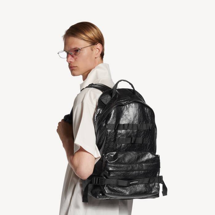 Mochila Army Mediana para Hombre en Negro - Hombre | Balenciaga Espa&ntilde;a ES - Image 2