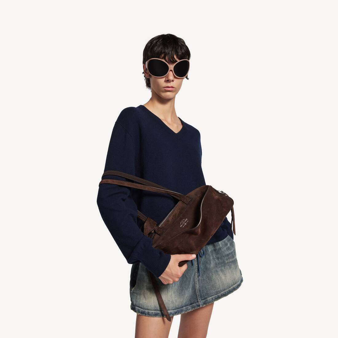 Ela's Bolsa Bowling Carrie Pequena em Espresso-claro | Balenciaga Brasil PT - Image 8