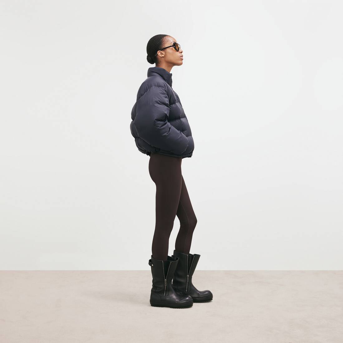 Women's Round Puffer in Dark Navy | Balenciaga France EN - Image 3