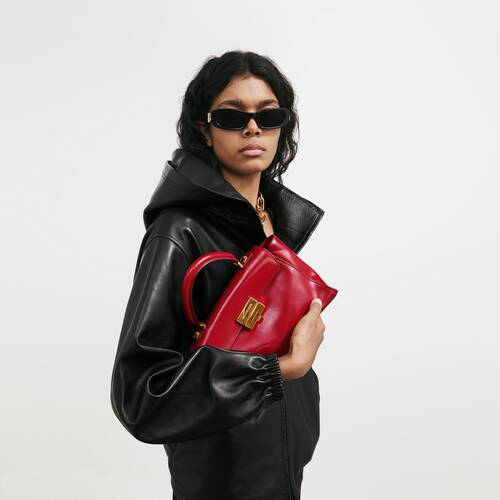 hourglass avenue henkeltasche klein