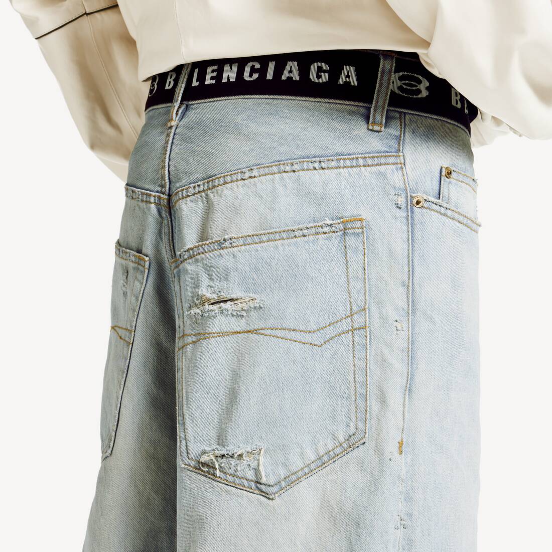 Uomo's Shorts Con Cintura in Azzurro | Balenciaga Italia IT - Image 6