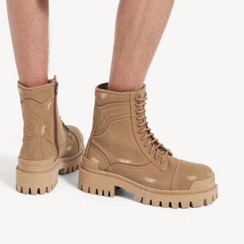 botte combat strike