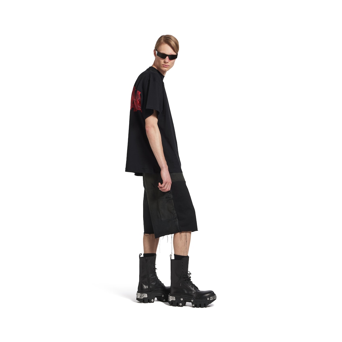 Men's Security Tape Logo T-shirt Oversized  in Black Faded/red