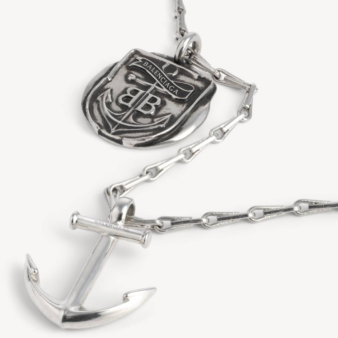 Anchor Anh&auml;nger-halskette in Altsilber | Balenciaga Deutschland DE - Image 3