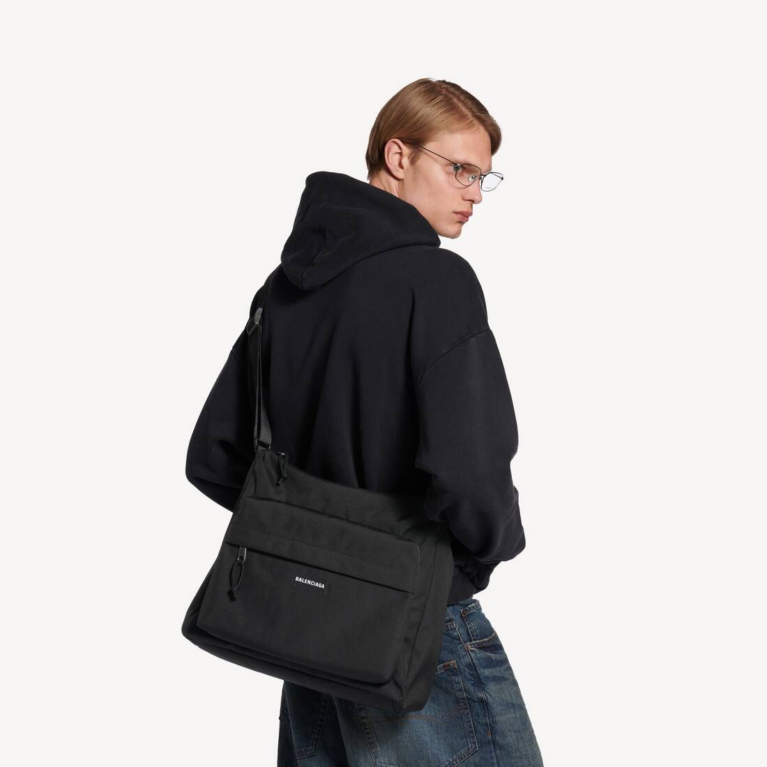Sac Messenger Hobo Explorer pour Homme en Noir | Balenciaga France FR - Image 7