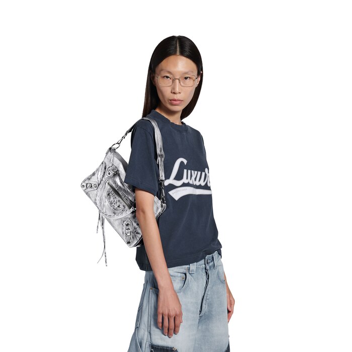 르 시티 퍼스트 백