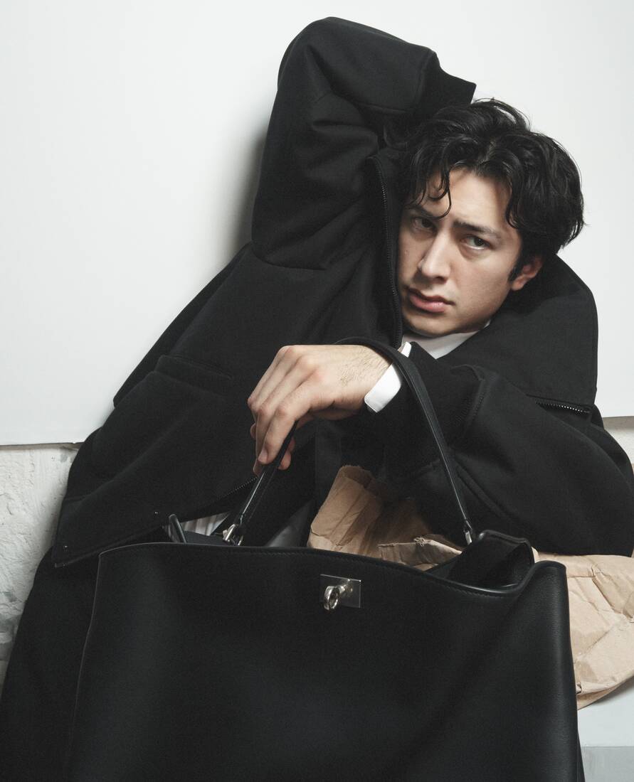 Balenciaga Official Online Boutique ZW - Image 3