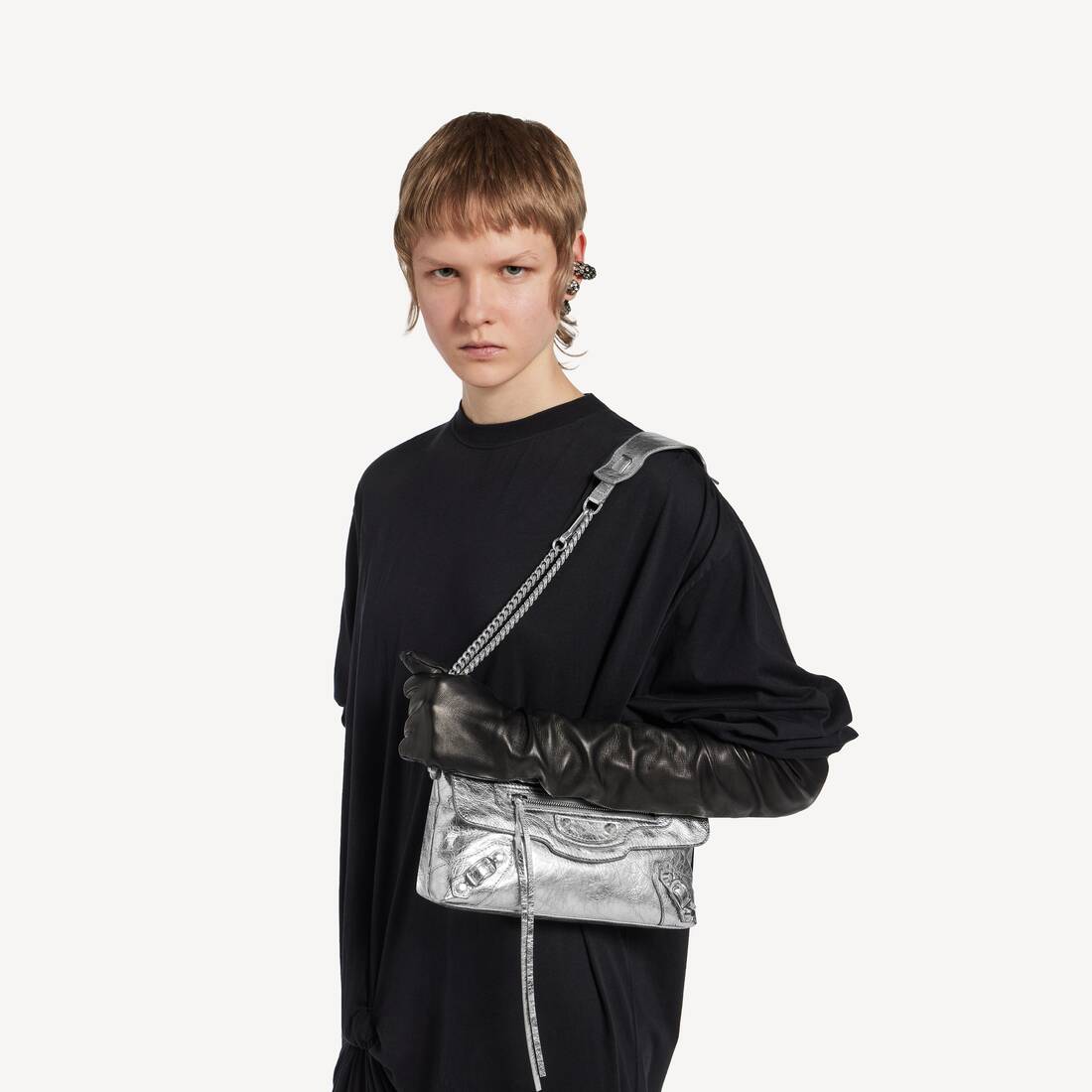 Women's Le City Clutch With Chain in Silver | Balenciaga Estonia EN - Image 8