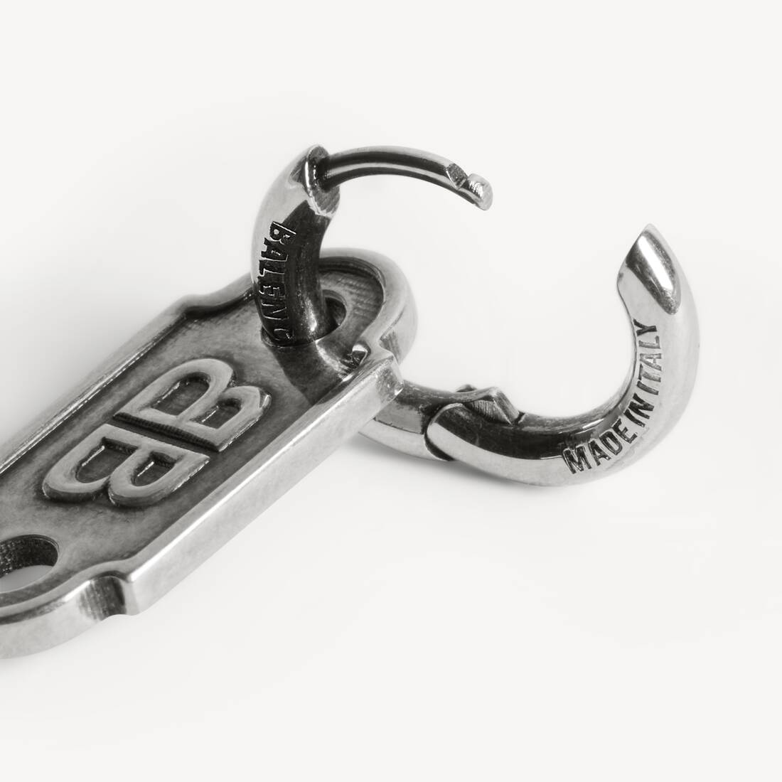 Men's Neverlost Earrings in Antique Silver | Balenciaga Japan EN - Image 3