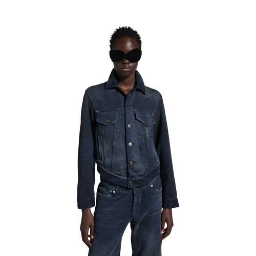 curved waistband jacket