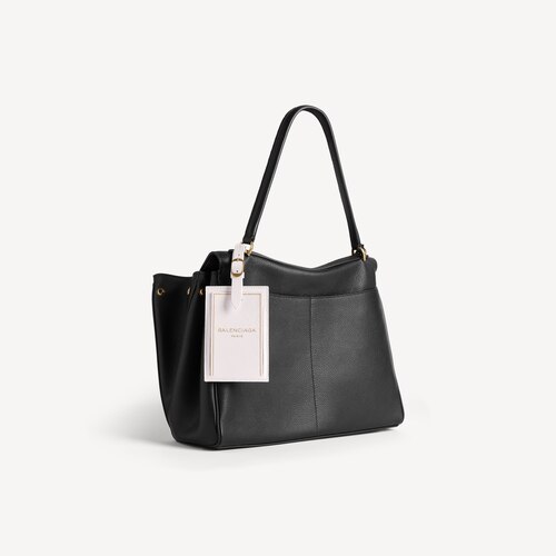 fragrance luggage tag