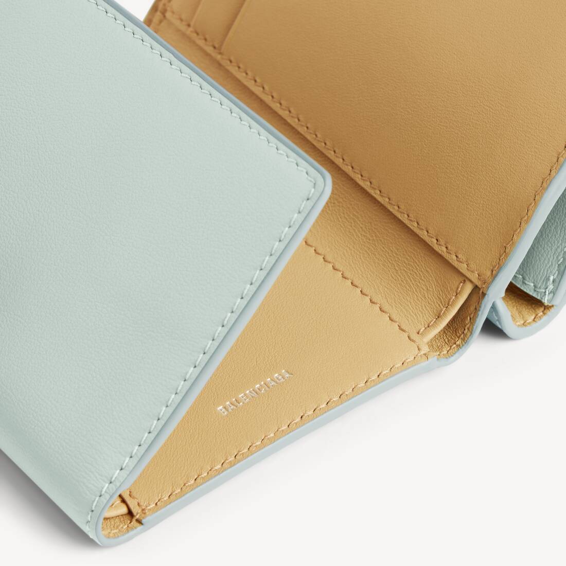 アーモンドグリーン の ウィメンズ Envelope ミニ財布  | Balenciaga 日本 JA - Image 4