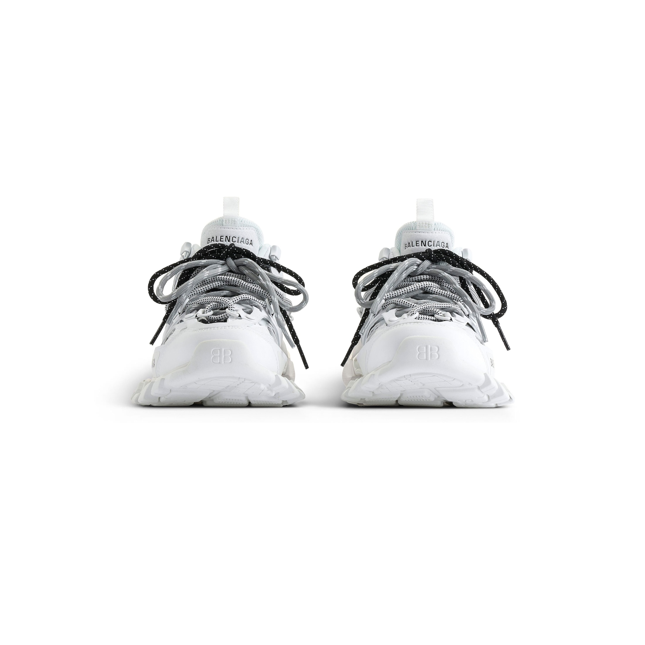 track trail laces sneaker