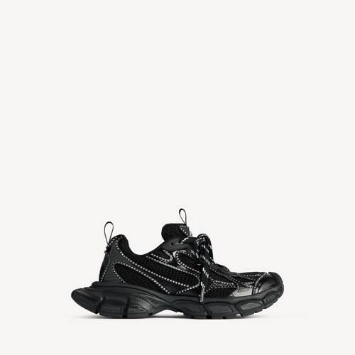 3xl rivets sneaker