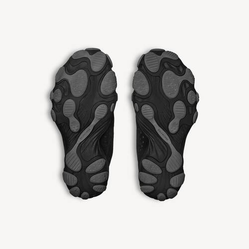 pace sneaker