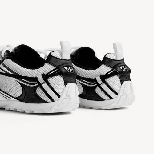 radar スニーカー