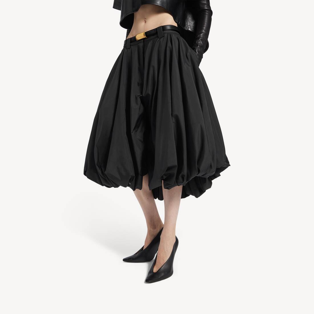 Women's Balloon Shorts in Black | Balenciaga United States EN - Image 5