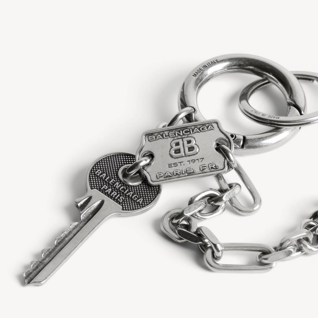 Men's Neverlost Keychain in Antique Silver | Balenciaga United Arab Emirates EN - Image 3