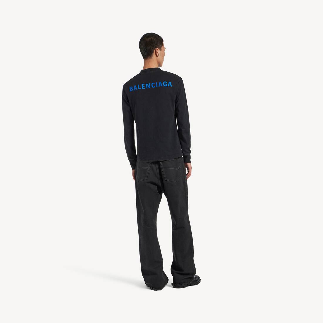 フェードブラック の メンズ Balenciaga Back ミディアムフィット ロングスリーブtシャツ | Balenciaga 日本 JA - Image 4